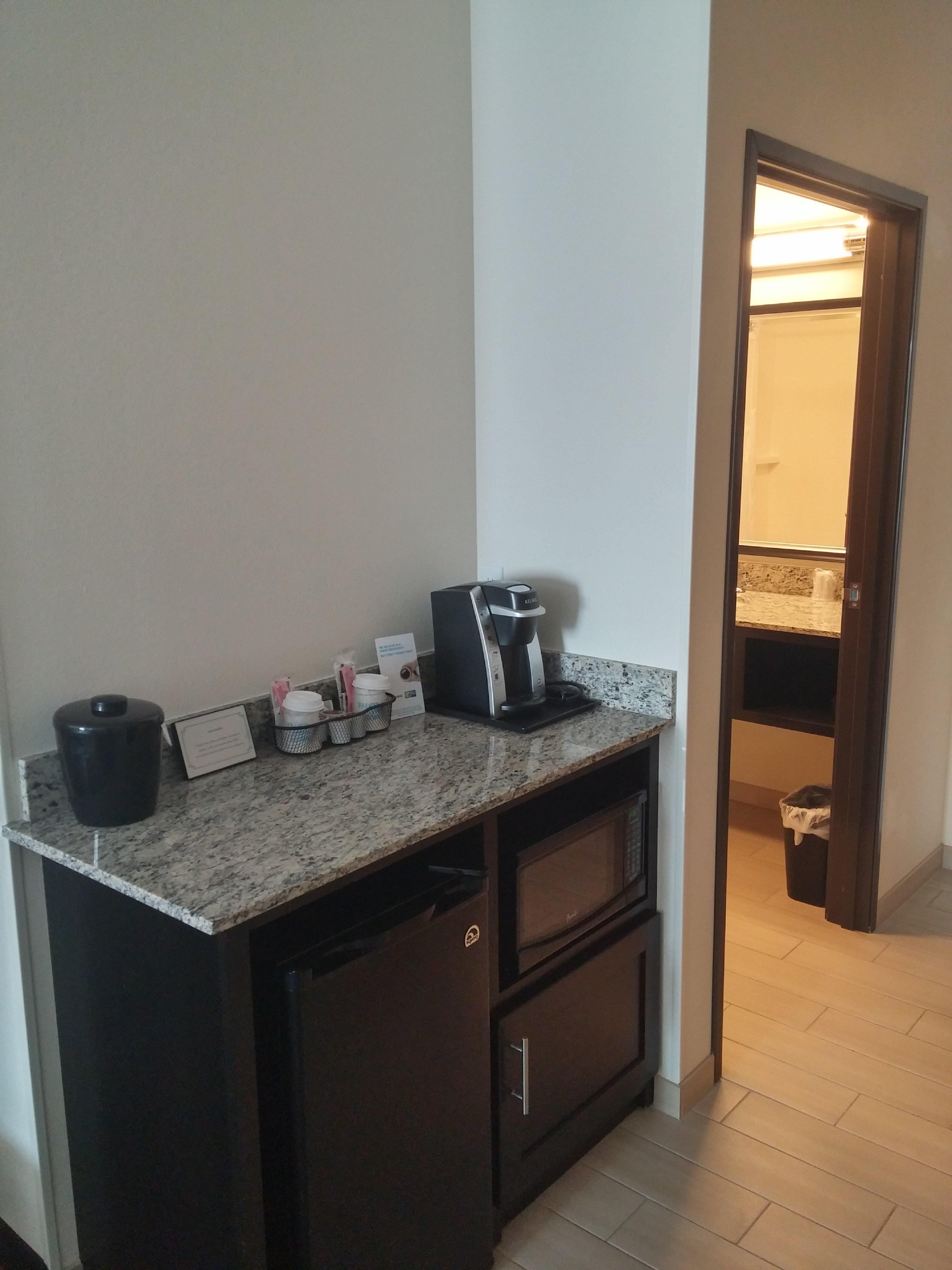 Holiday Inn Express & Suites Golden By Ihg Exterior foto