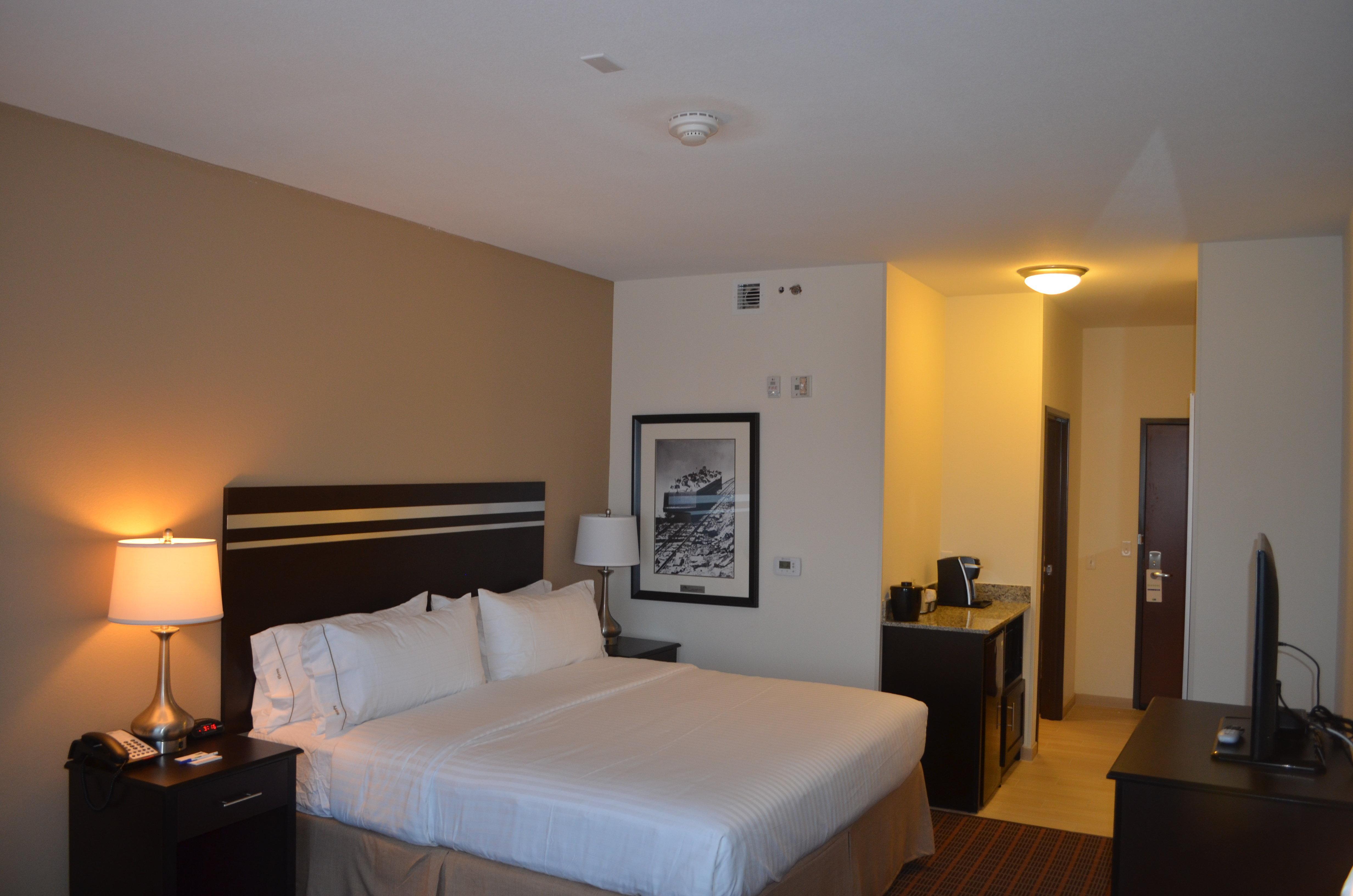 Holiday Inn Express & Suites Golden By Ihg Exterior foto